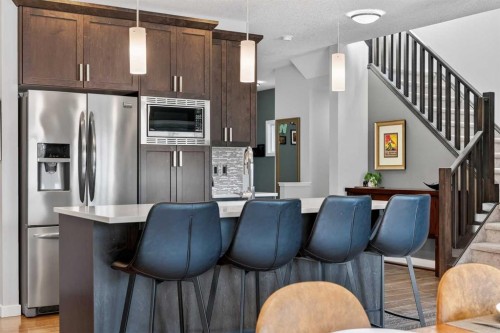 242 Mahogany Passage Se, Calgary, AB - Indoor Photo Showing Kitchen