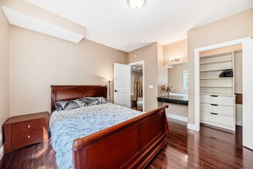 29 Simcoe Gate Sw, Calgary, AB - Indoor Photo Showing Bedroom