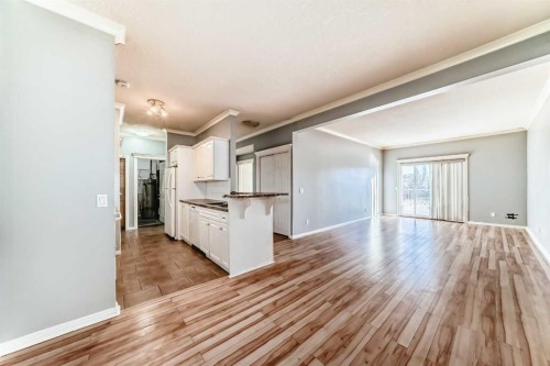 205-7 Lineham Avenue, Okotoks, AB - Indoor