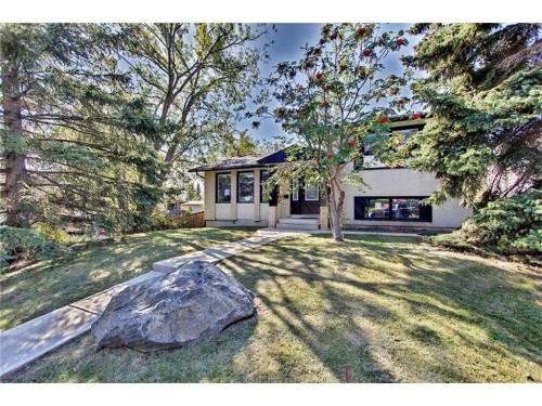 102 Dalgleish Bay Nw, Calgary, AB - Outdoor
