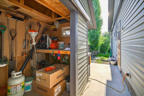 125 Copeland Close, Langdon, AB - Indoor