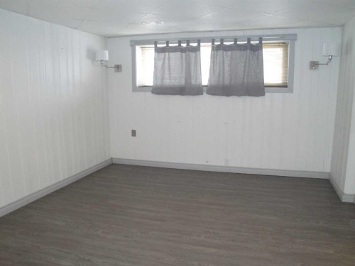 88 Abingdon Court Ne, Calgary, AB - Indoor Photo Showing Other Room