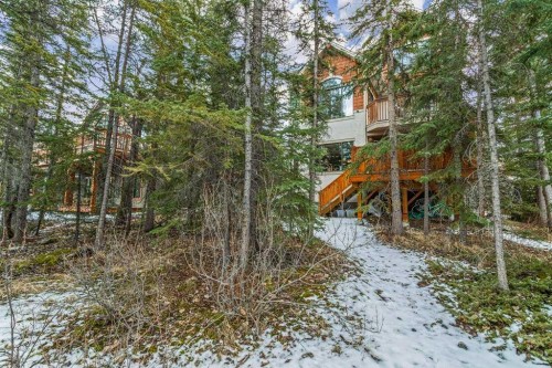215 Miskow Close, Canmore, AB - Outdoor