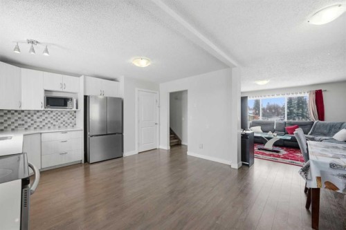 6011 Temple Drive Ne, Calgary, AB - Indoor Photo Showing Kitchen With Stainless Steel Kitchen