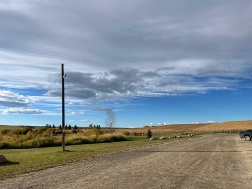 #50, 110 Highway 22, Cremona, AB 