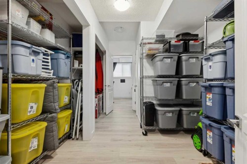 231 Scimitar Bay Nw, Calgary, AB - Indoor