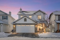 64 Woodside Park NW Airdrie, AB T4B 2J9