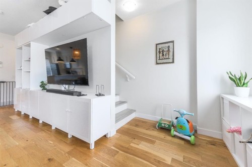 59-111 Rainbow Falls Gate, Chestermere, AB - Indoor Photo Showing Other Room