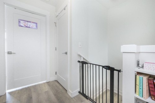 59-111 Rainbow Falls Gate, Chestermere, AB - Indoor Photo Showing Other Room