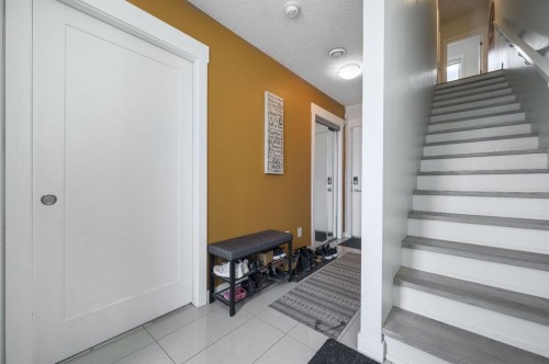 59-111 Rainbow Falls Gate, Chestermere, AB - Indoor Photo Showing Other Room