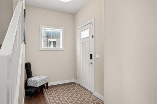 49 Evansview Manor Nw, Calgary, AB - Indoor Photo Showing Other Room