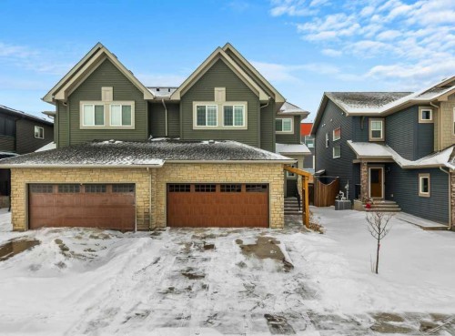 183 Kinniburgh Road  Chestermere, AB T1X 0T8