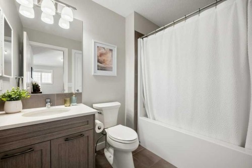 183 Kinniburgh Road, Chestermere, AB - Indoor Photo Showing Bathroom