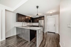 121-15 Aspenmont Heights SW Calgary, AB T3H 0E3