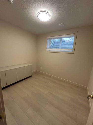 1378 A Avenue Nw, Calgary, AB 