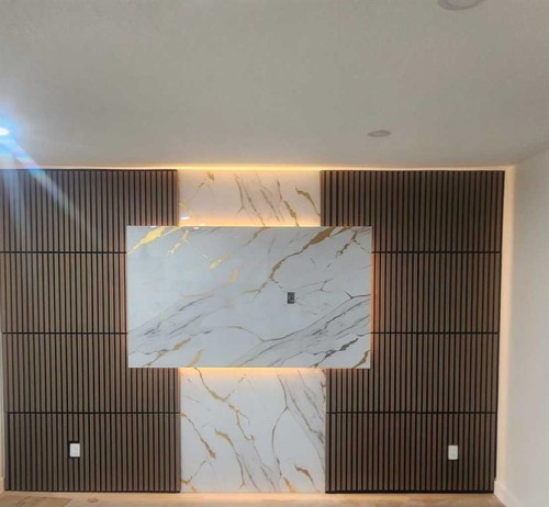 4 Harvey Place Sw, Calgary, AB -  Photo Showing Other Room