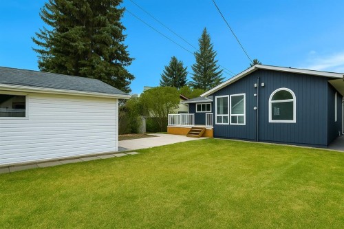 4 Harvey Place Sw, Calgary, AB - Outdoor