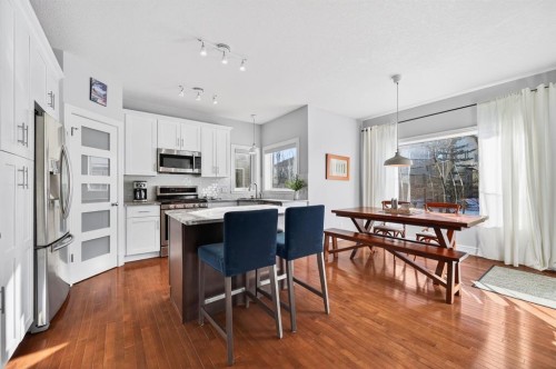 29 Cougarstone Manor Sw, Calgary, AB - Indoor