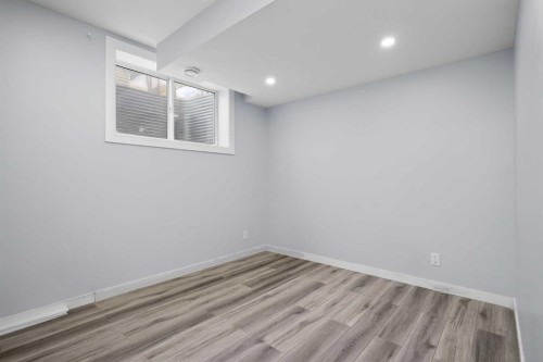 953 West Lakeview Drive, Chestermere, AB - Indoor Photo Showing Other Room