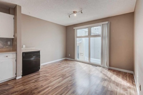 11452 8 Street Sw, Calgary, AB - Indoor Photo Showing Other Room