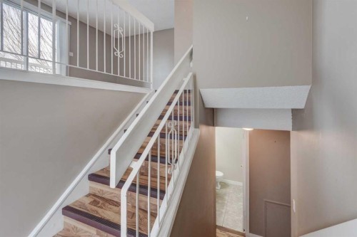 11452 8 Street Sw, Calgary, AB - Indoor Photo Showing Other Room
