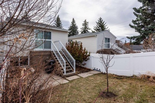 11452 8 Street Sw, Calgary, AB - Outdoor