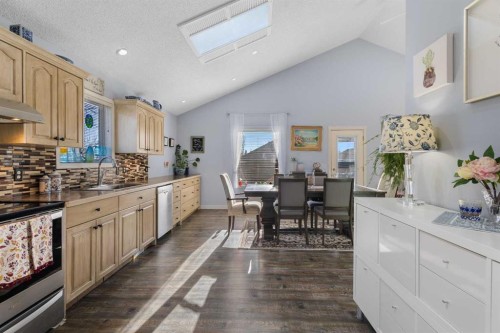 405 Highwood Village Place Nw, High River, AB 