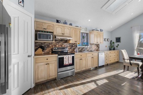 405 Highwood Village Place Nw, High River, AB 