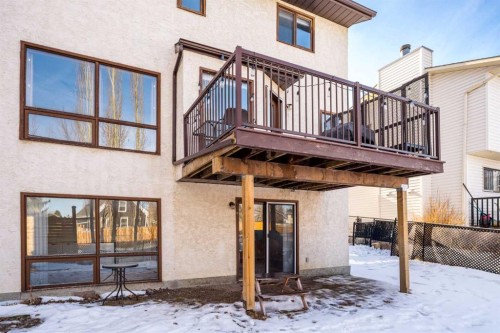 84 Rivergreen Crescent Se, Calgary, AB - Outdoor With Balcony With Exterior
