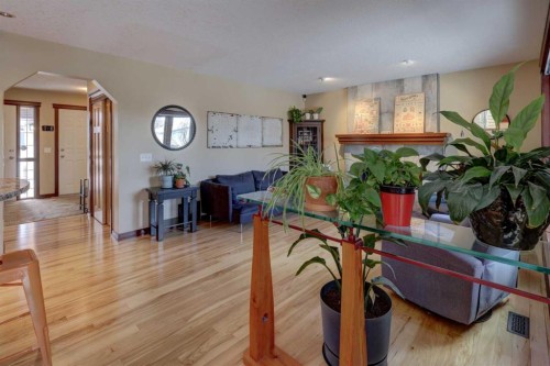 66 Scimitar Point Nw, Calgary, AB - Indoor