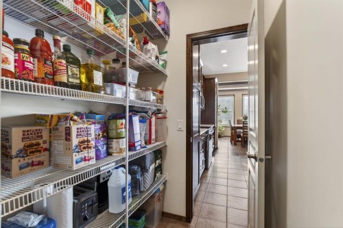 3 Pantego Avenue Nw, Calgary, AB - Indoor