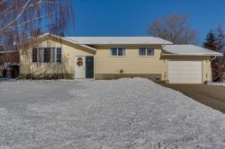 2316 17 Avenue  Didsbury, AB T0M 0W0