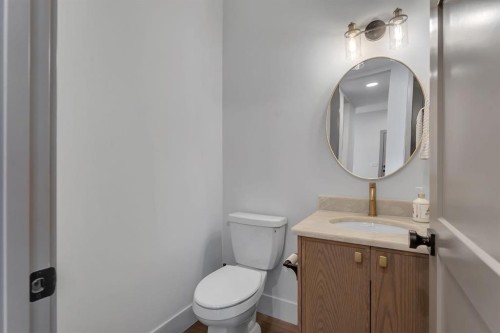 2044 Waterbury Road, Chestermere, AB - Indoor Photo Showing Bathroom