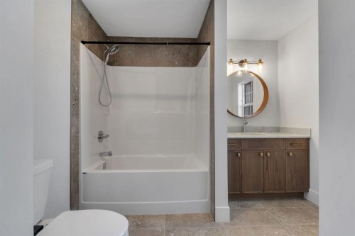 2044 Waterbury Road, Chestermere, AB - Indoor Photo Showing Bathroom