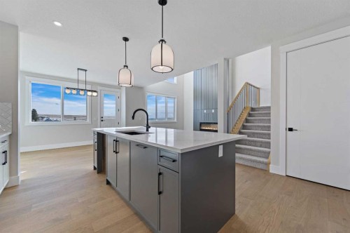 68 Heritage Ridge, Cochrane, AB - Indoor Photo Showing Kitchen