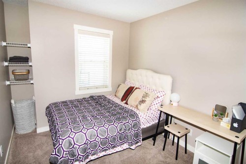 286 Promenade Way Se, Calgary, AB - Indoor Photo Showing Bedroom