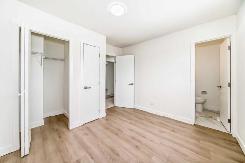 532 Rundleridge Drive Ne, Calgary, AB - Indoor Photo Showing Other Room