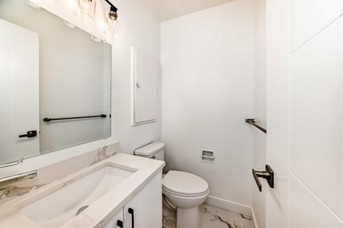 532 Rundleridge Drive Ne, Calgary, AB - Indoor Photo Showing Other Room