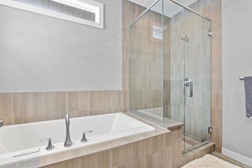 279 Chaparral Valley Way Se, Calgary, AB - Indoor Photo Showing Bathroom