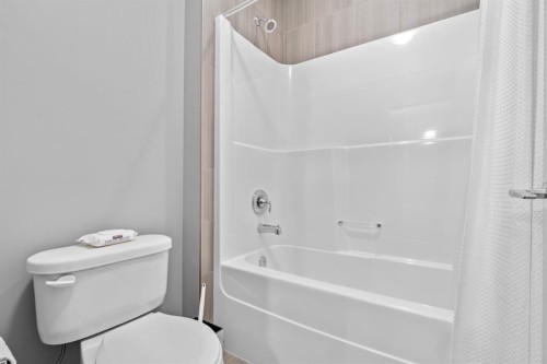 279 Chaparral Valley Way Se, Calgary, AB - Indoor Photo Showing Bathroom
