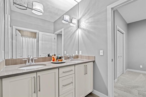 279 Chaparral Valley Way Se, Calgary, AB - Indoor Photo Showing Bathroom