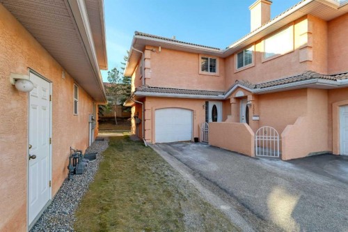 501 Coral Cove Ne, Calgary, AB - Outdoor