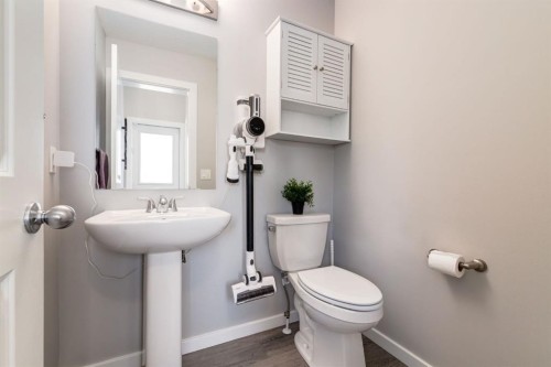 1217 Legacy Circle Se, Calgary, AB - Indoor Photo Showing Bathroom