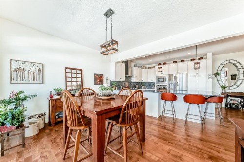 44 Riviera Way, Cochrane, AB - Indoor Photo Showing Dining Room