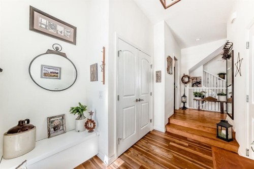 44 Riviera Way, Cochrane, AB - Indoor Photo Showing Other Room