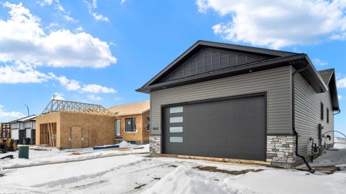 3442 Victory Way, Olds, AB - Outdoor