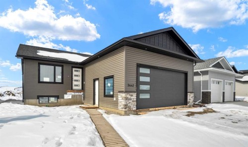 3442 Victory Way, Olds, AB - Outdoor