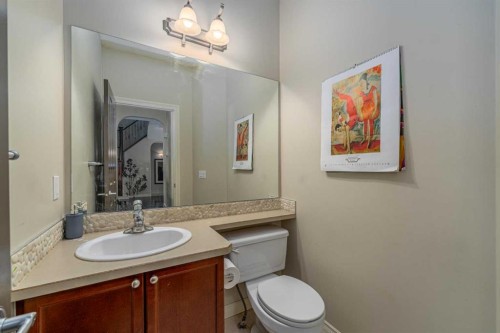 32 Evanspark Circle Nw, Calgary, AB - Indoor Photo Showing Bathroom