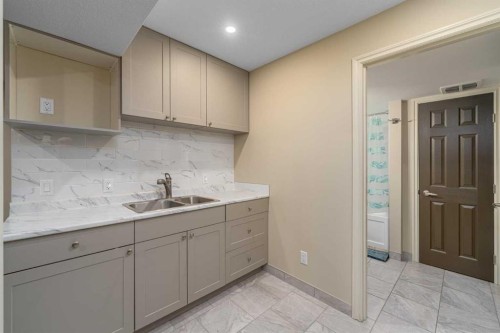 32 Evanspark Circle Nw, Calgary, AB - Indoor