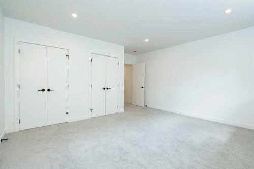 517 28 Avenue Nw, Calgary, AB - Indoor Photo Showing Other Room